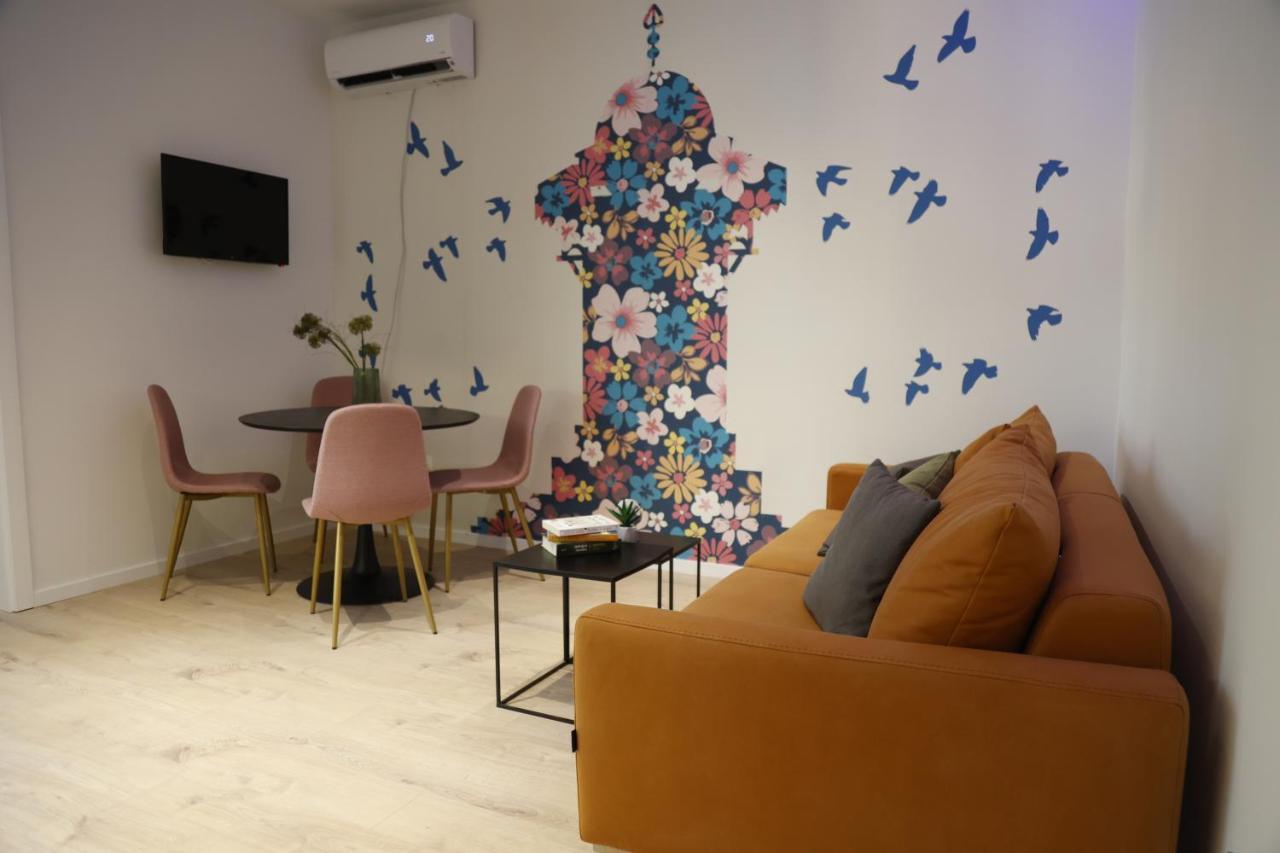 Blue And Rose Cozy - Quiet In The Best Location - Self Check-In - 5Th Floor With Elevator Sarajevo Bagian luar foto